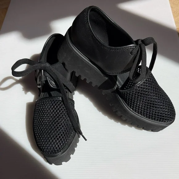 All Black brand mesh Platform Women's Shoes - Picture 1 of 8